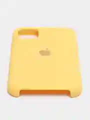 Желтый чехол Silicone Case для iPhone 11