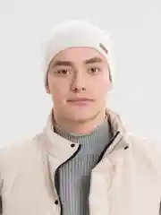 Бежевый шапка-бини мужская "Атлетик", вязаная, с подкладом на флисе