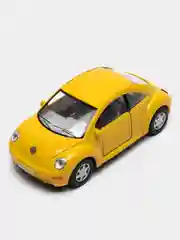Желтый металлическая машинка Kinsmart "Volkswagen Beetle New", 1:32 KT5028D