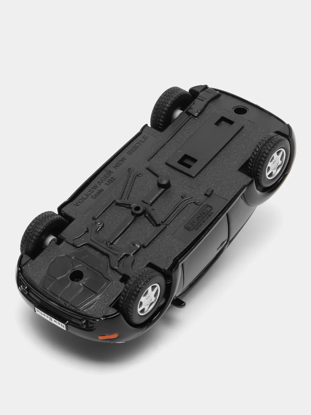 Черный металлическая машинка Kinsmart "Volkswagen Beetle New", 1:32 KT5028D