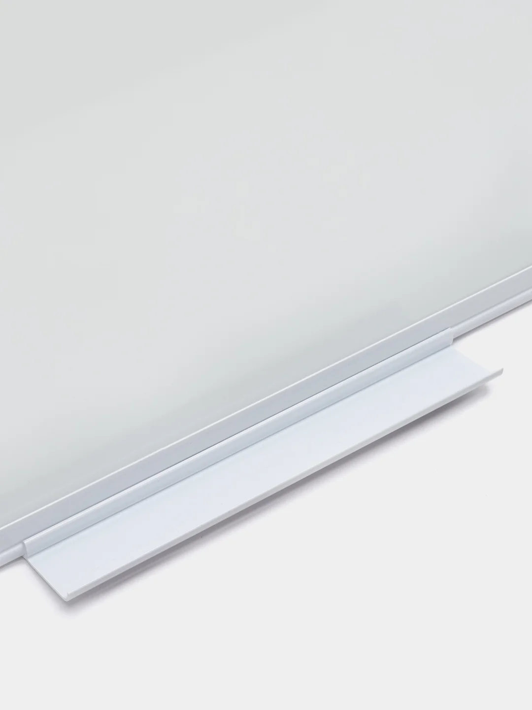 Доска магнитно-маркерная BRAUBERG Standard, ПВХ-рамка, 45х60 см, 237560