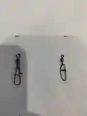 Черный карабин с вертлюгом