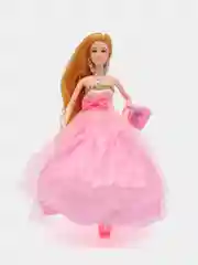 Вишнёвый кукла в платье