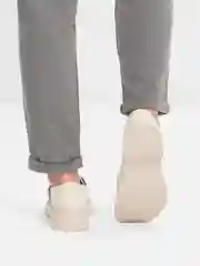 Молочный лоферы женские, демисезонные