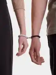 Браслеты парные на Новый год