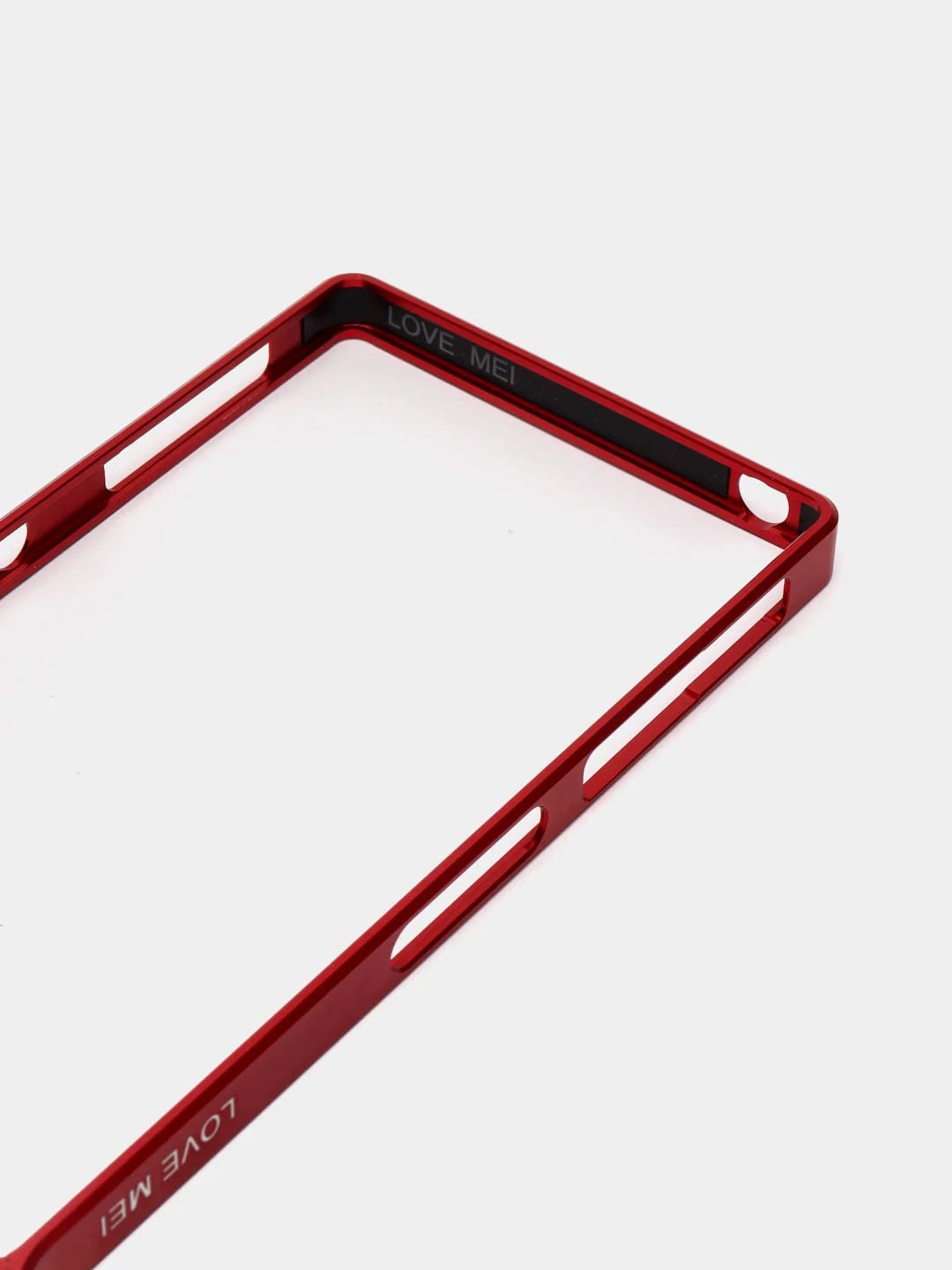 Красный бампер на Sony Xperia Z1, алюминиевый