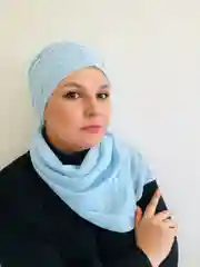 Голубой платок мусульманский