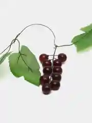 Бордовый искусственные цветы: имитация винограда, вишни, лианы