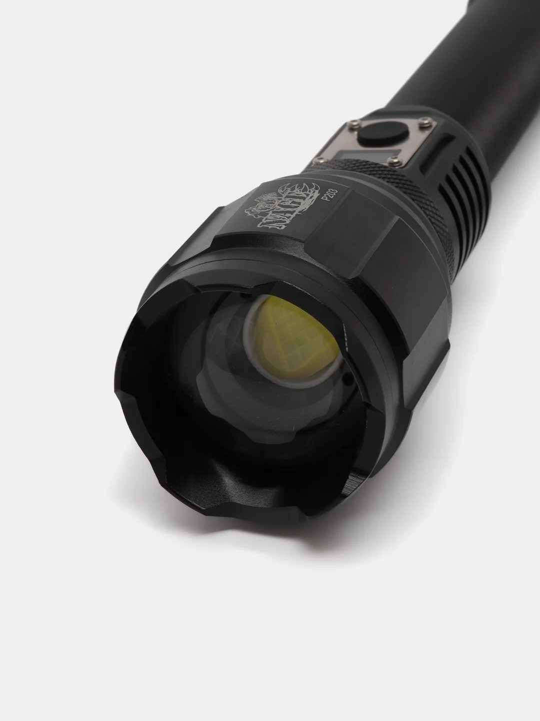 Черный ручной фонарь XHP-360