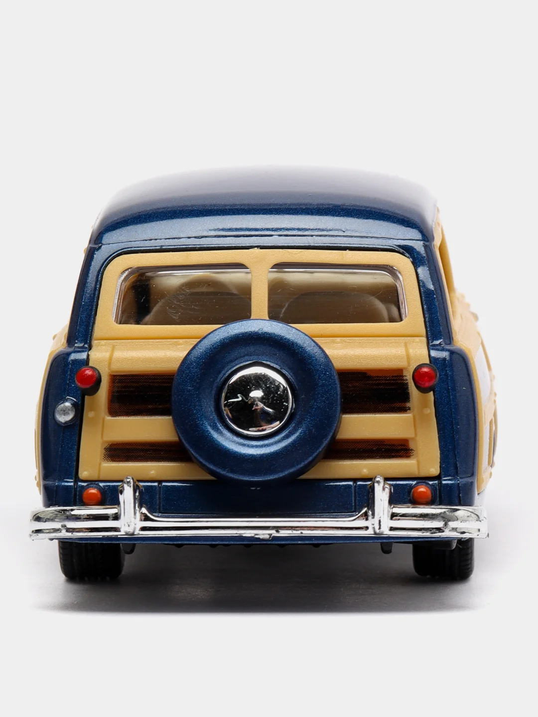 Темно-синий машинка металлическая Kinsmart Ford Woody Wagon KT5402D, 1:40