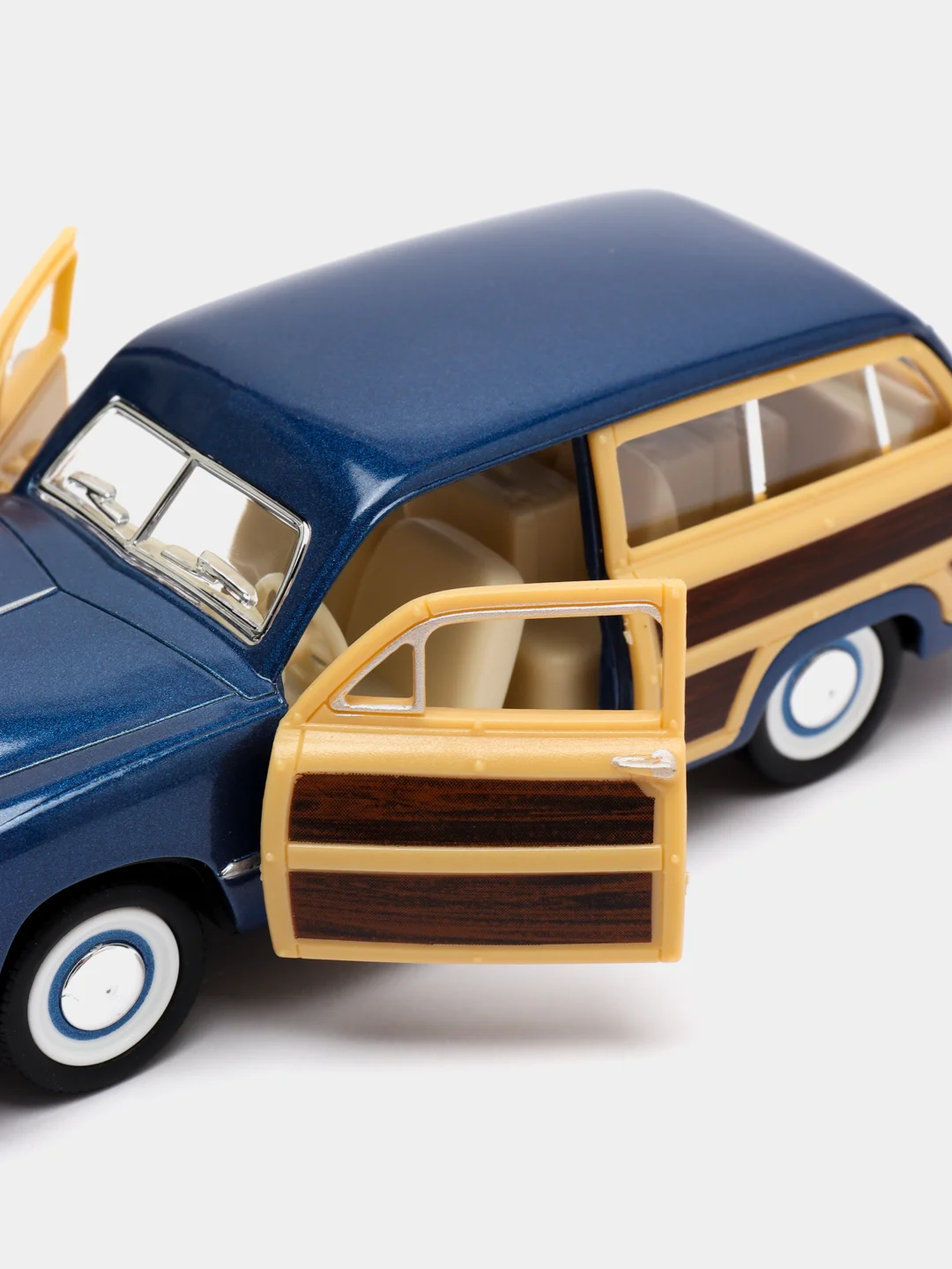 Темно-синий машинка металлическая Kinsmart Ford Woody Wagon KT5402D, 1:40