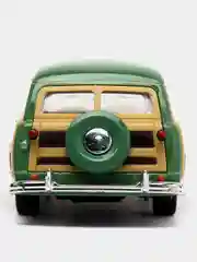 Зеленый машинка металлическая Kinsmart Ford Woody Wagon KT5402D, 1:40
