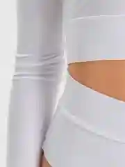 Белый спортивный костюм женский