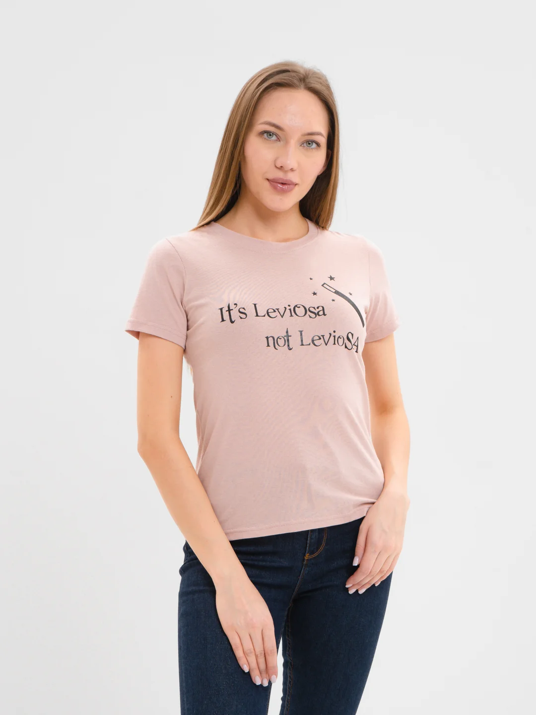 Пудровый футболка женская с печатью "Its LeviOsa, not LeviosA", по мотивам Гарри Поттера