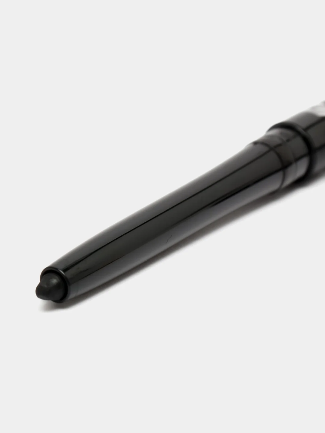 Черный карандаш для глаз выкручивающийся черный Glimmerstick AVON