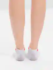 Носки женские белые с сердцем