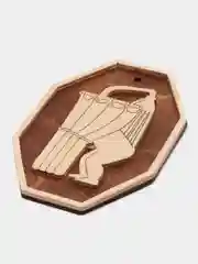 Деревянные таблички для ванной комнаты