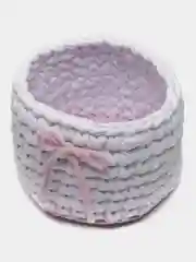 Белый корзинка из трикотажной пряжи, ручной работы