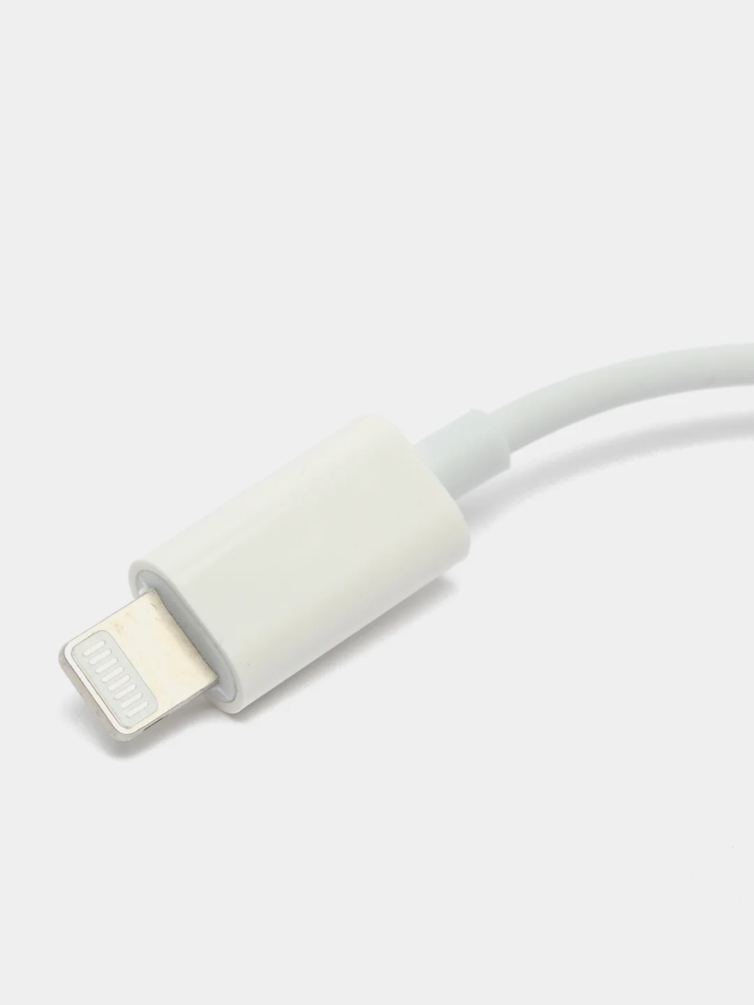 Переходник Lightning - AUX по Bluetooth (штекер Lightning - гнездо AUX 3.5мм)