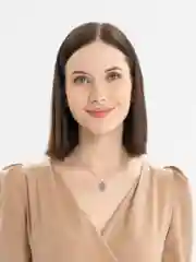 Бежевый колье в форме животных