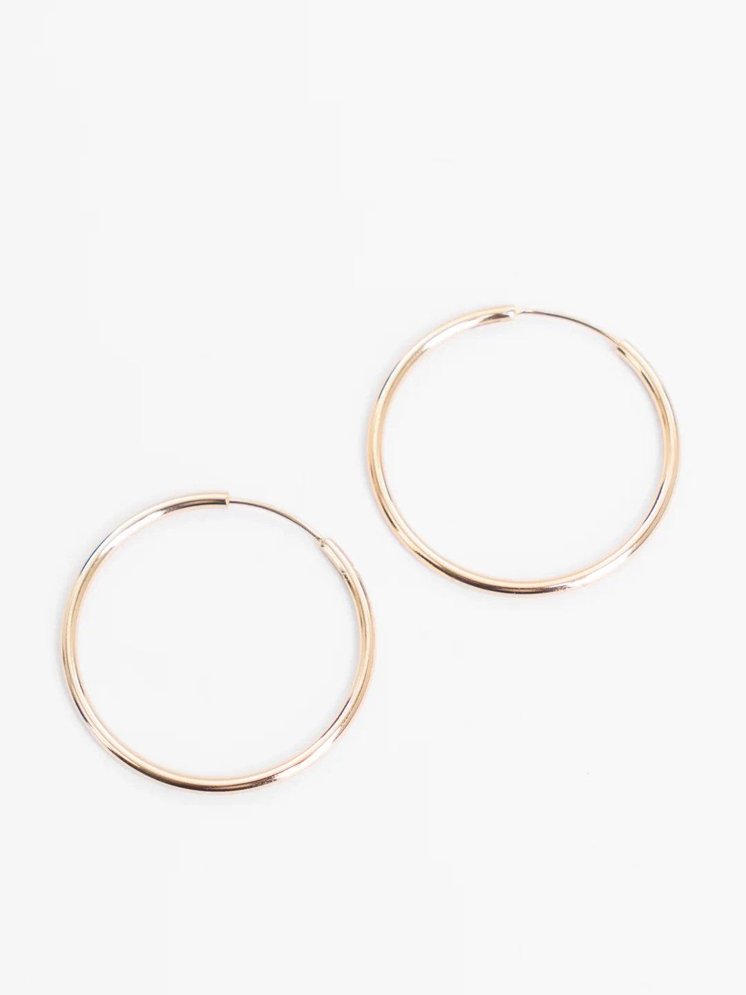 Золотой серьги кольца  КОНГО.Серьги XUPING JEWELRY
