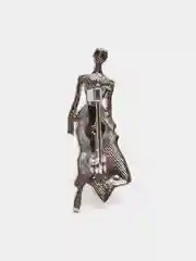 Зеленый женская брошь "Дама"