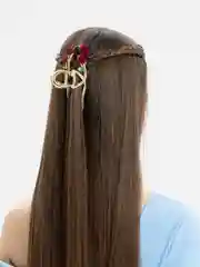 Желтый заколка-краб для волос "Роза"