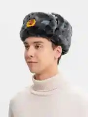 Серый шапка ушанка с кокардой СССР, сувенирная