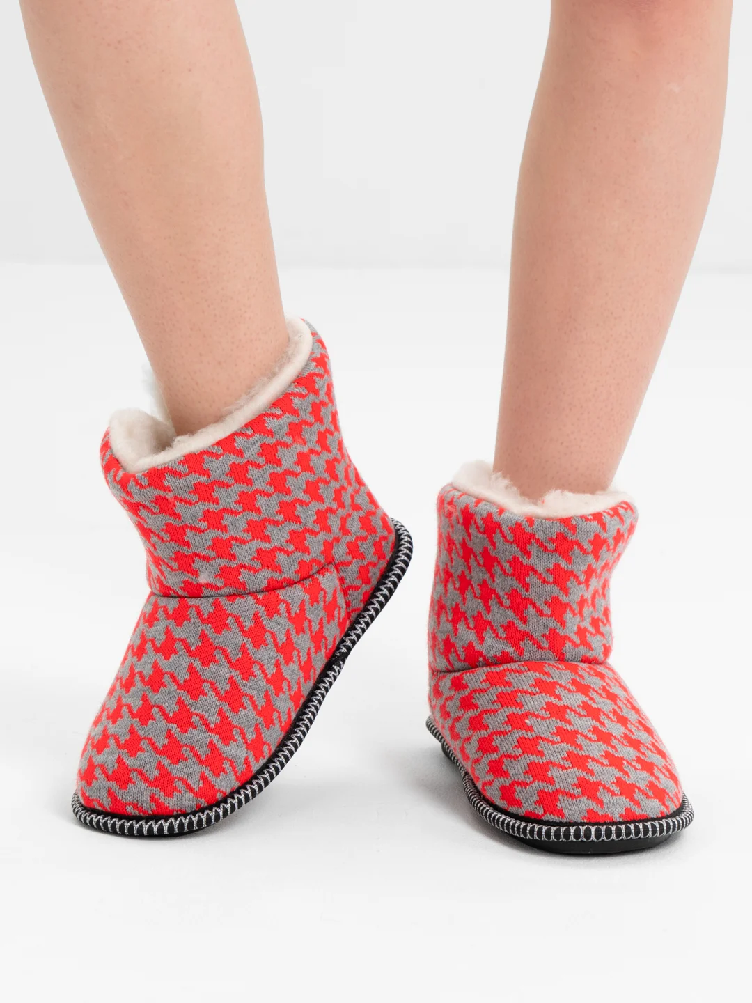 Красный чуни-тапочки домашние утепленные Soft Slippers "Вязанка" на подошве ЭВА