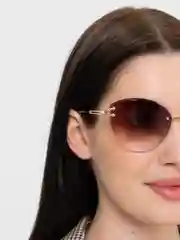 Женские имиджевые солнцезащитные очки UV400
