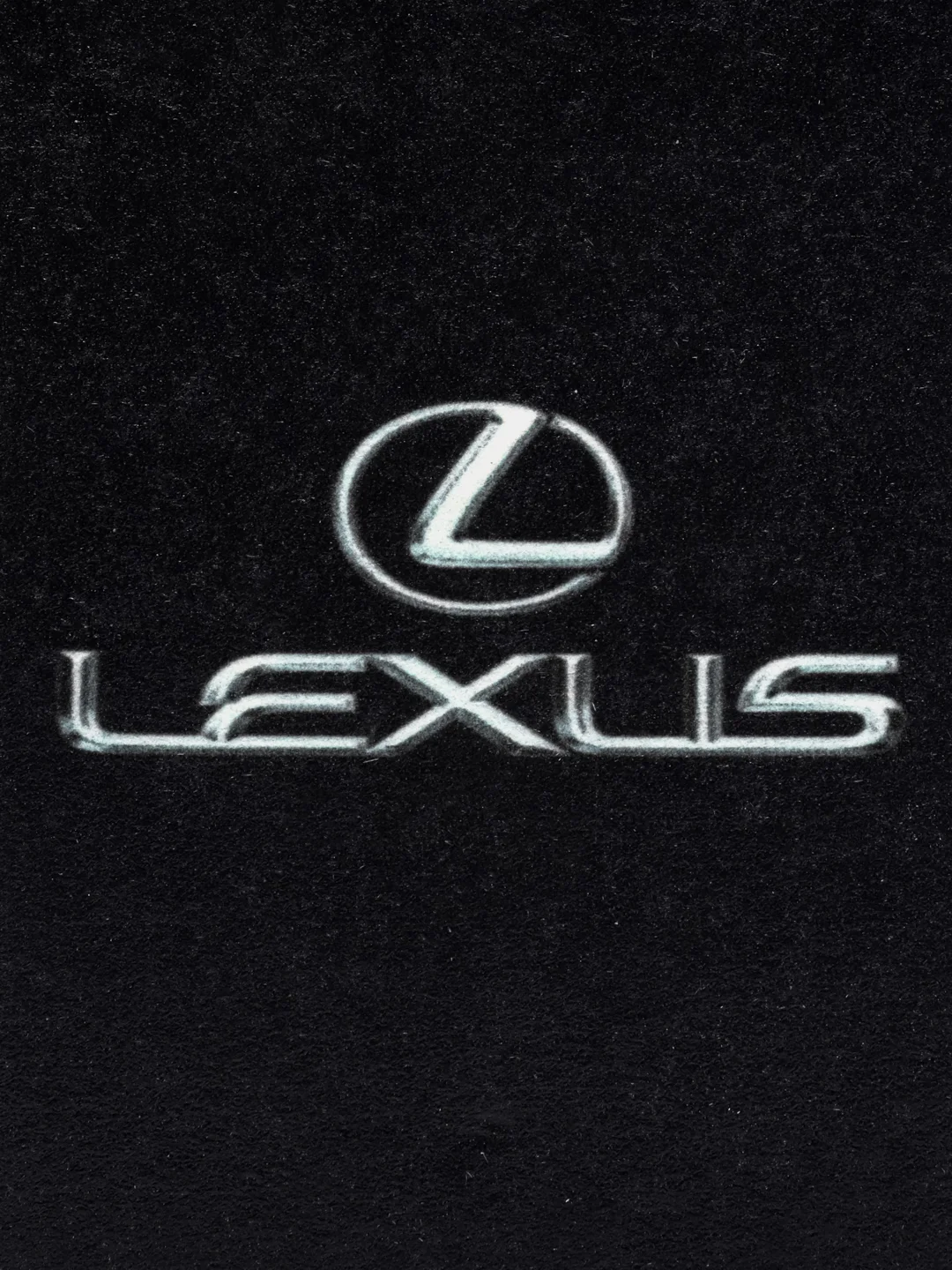Ароматизатор для автомобиля с логотипом "Lexus" (Лексус)