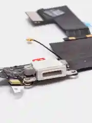 Белый разъем для iPhone 5S