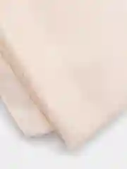 Молочный платок женский