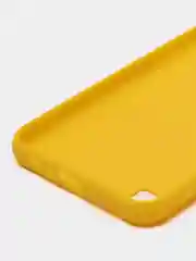 Желтый чехол для Realme C31 силиконовый, с защитой камеры