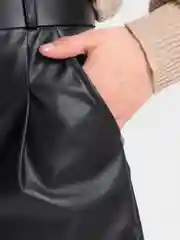 Шорты женские кожаные, черные