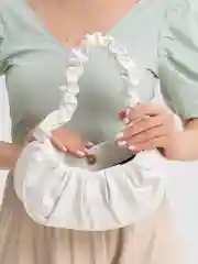 Белый cумка женская, через плечо