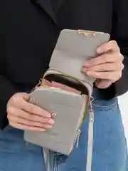 Серый сумка для телефона