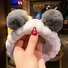 Розовый повязка для волос с ушками косметическая