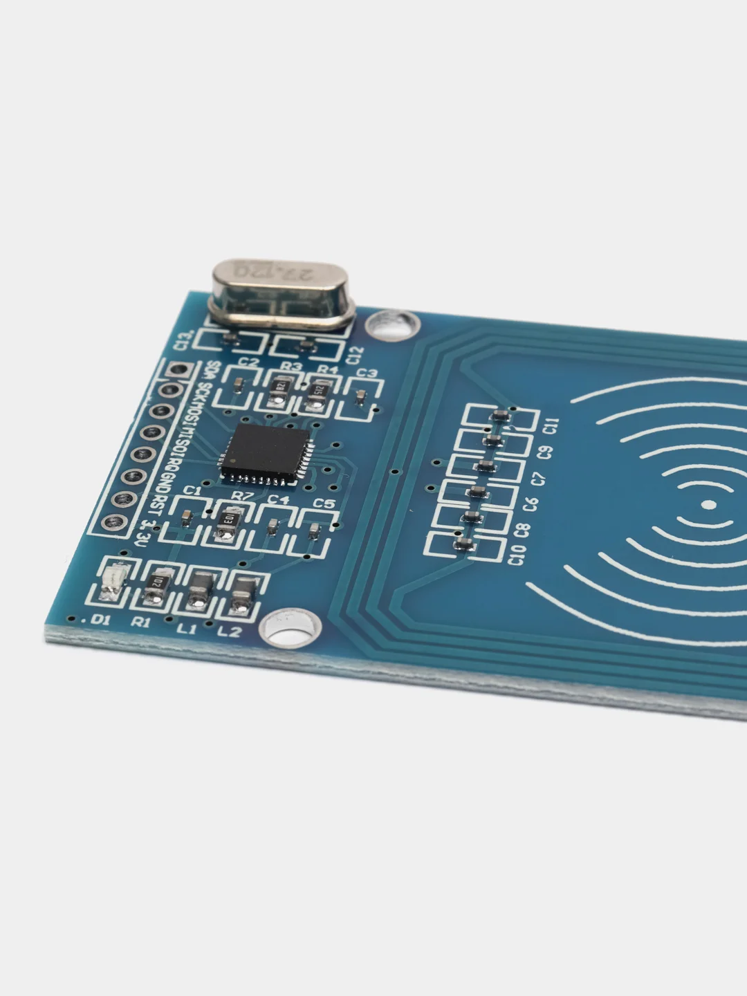 Считыватель RFID RC522