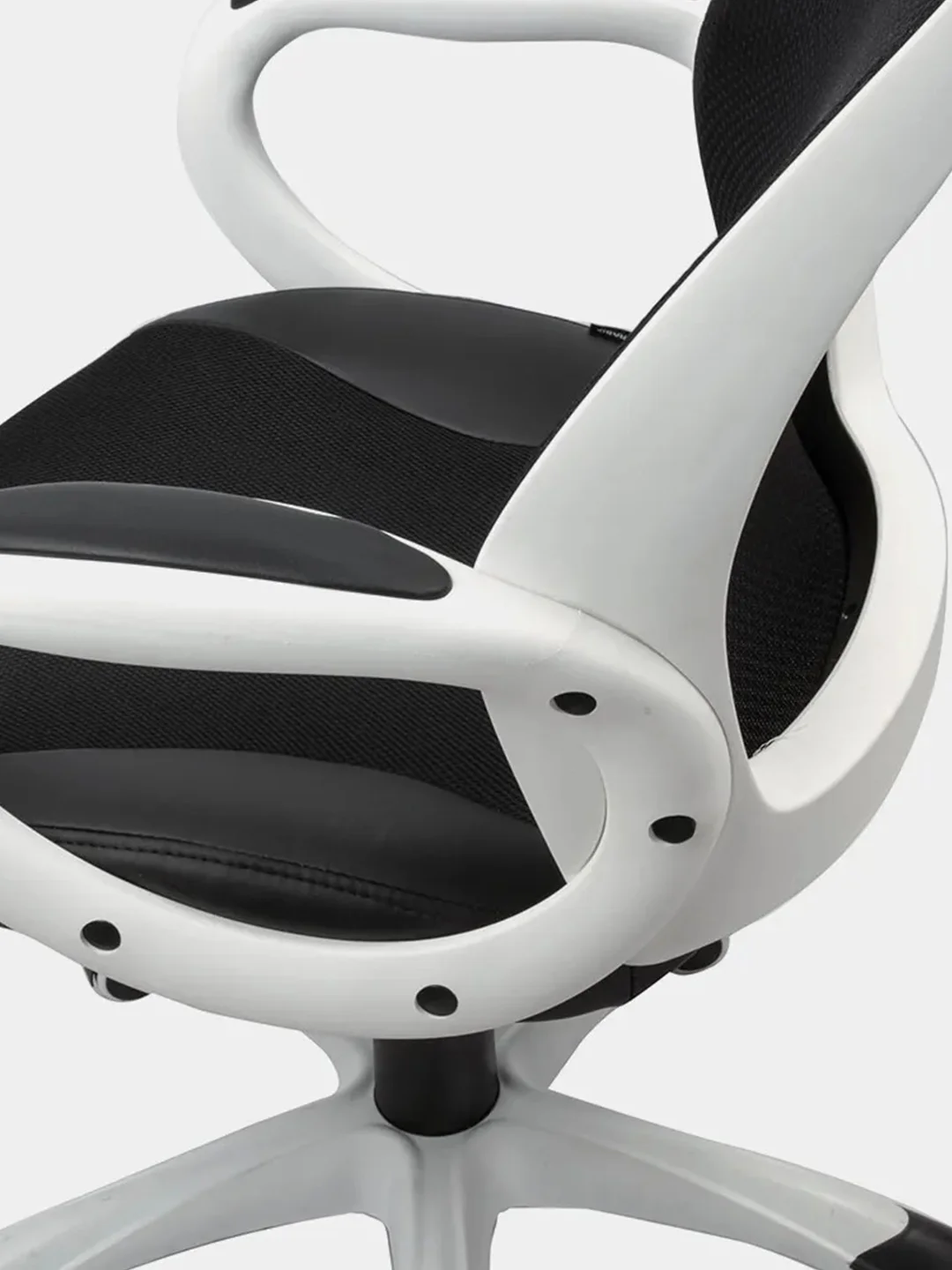 Кресло офисное BRABIX PREMIUM Genesis EX-517, пластик белый, ткань/экокожа 531573