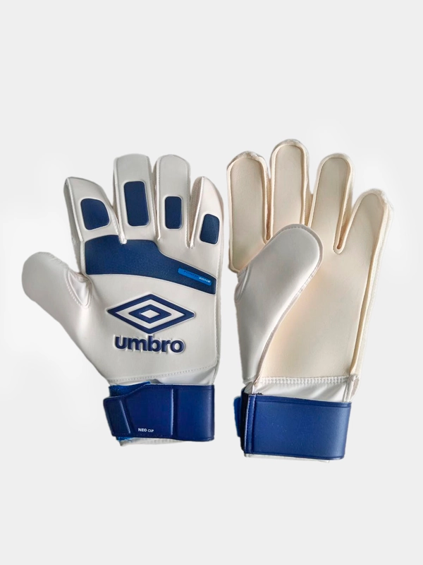 Перчатки вратарские Umbro