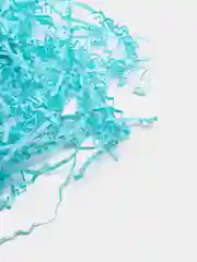 Голубой бумажная стружка - наполнитель для подарков, подарочных коробок, корзинок, кашпо 50 гр