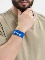 Синий светоотражающий браслет фликер