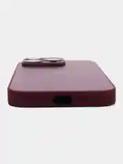 Бордовый чехол для iPhone (айфон) 13, 14, Pro с защитой камеры