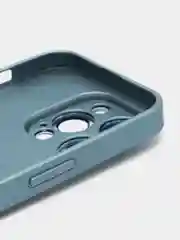 Голубой чехол для iPhone (айфон) 13, 14, Pro с защитой камеры