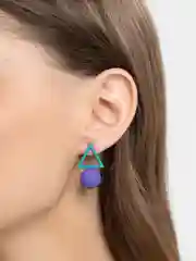 Белый серьги-гвоздики женские "Геометрия", асимметричные