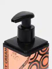 Бежевый крем для тела Parli Cosmetics, с маслами, 150 мл