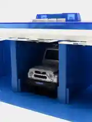 Игрушка Технопарк Uaz Hunter "Полицейский участок", ворота, пластик, свет-звук, 22 см