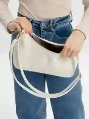 Молочный сумка женская