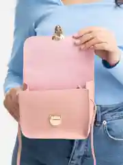 Конфетный сумка женская через плечо